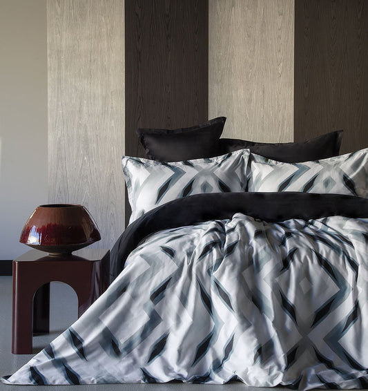 All - in - 1 Satin Duvet Cover Set QUADRA - HomeFashion