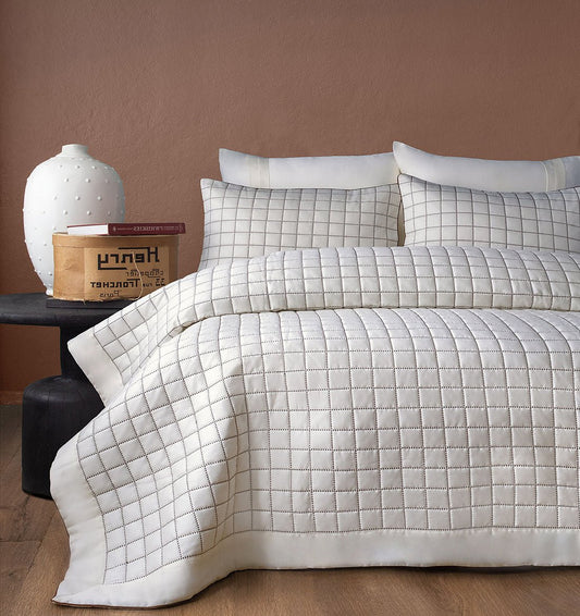 Bedspread BOLIGIA CREAM with pillowcases - HomeFashion