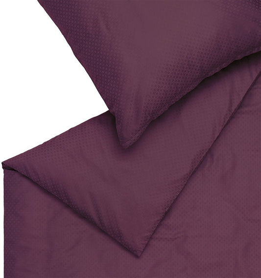 Satin Moon Plum Bedding Aigner - HomeFashion