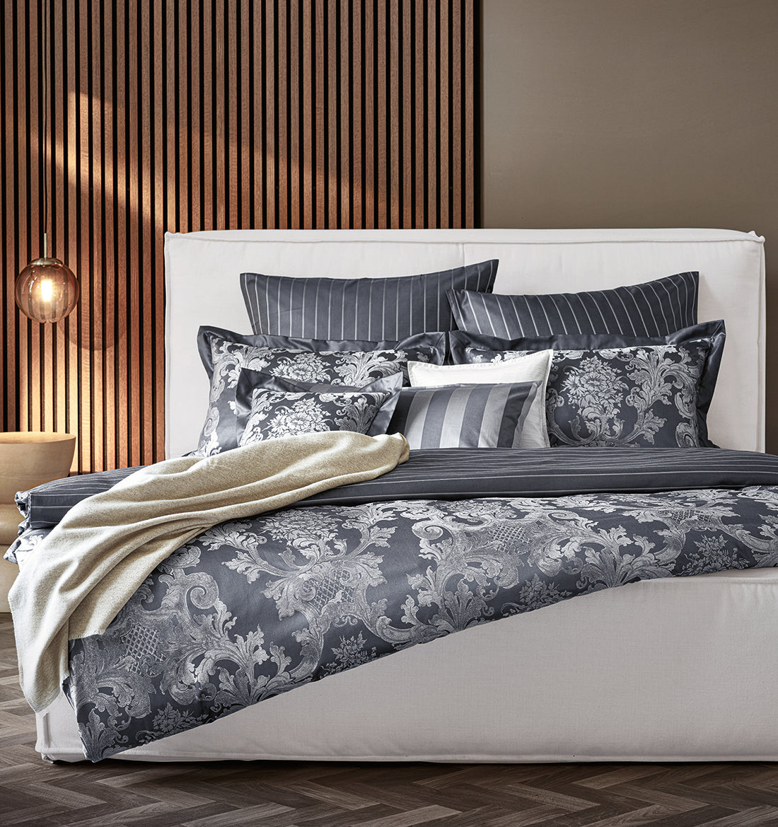 Maco-satin bed linen LOUIS XIV GREY
