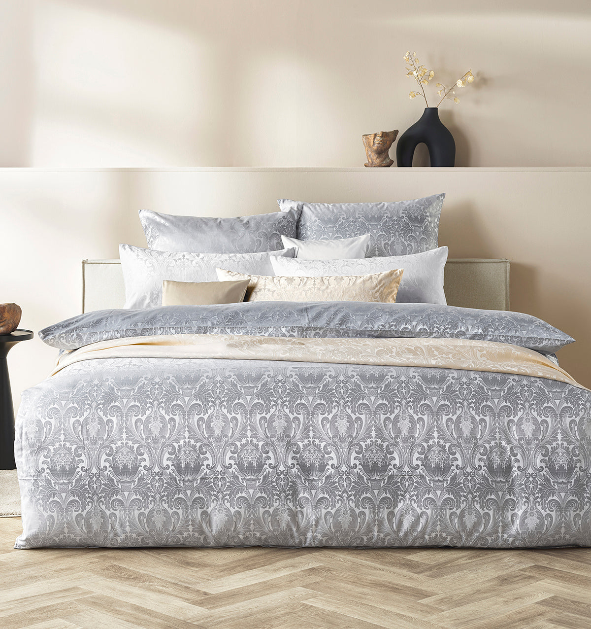 Maco-satin bed linen FLORENZ SILVER