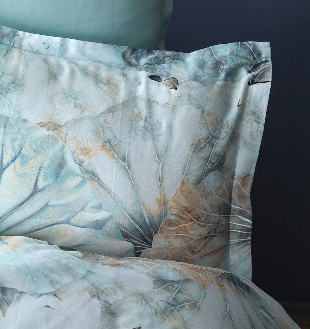 All - in - 1 Satin Duvet Cover Set CHIRO - HomeFashion