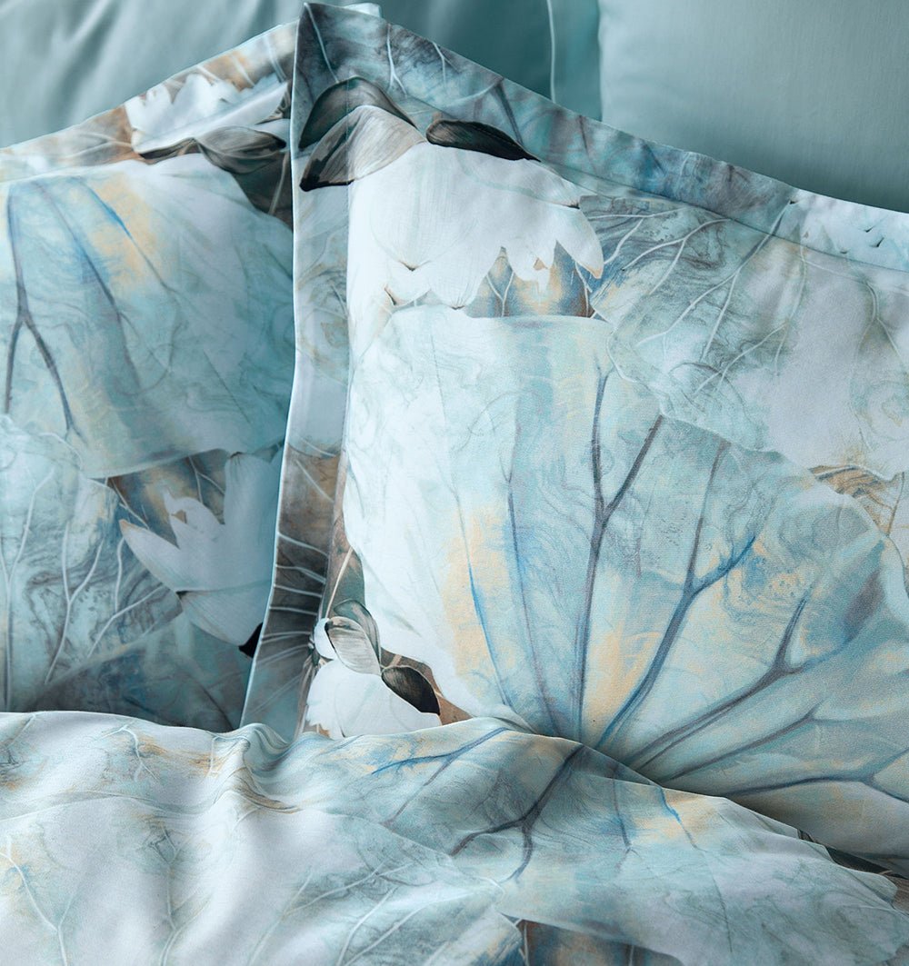 All - in - 1 Satin Duvet Cover Set CHIRO - HomeFashion