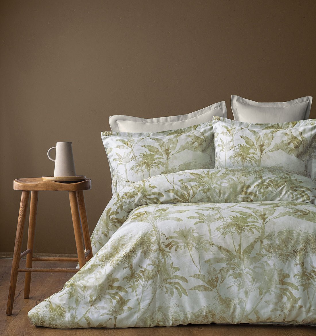 All - in - 1 Satin Duvet Cover Set OSHIETA - HomeFashion