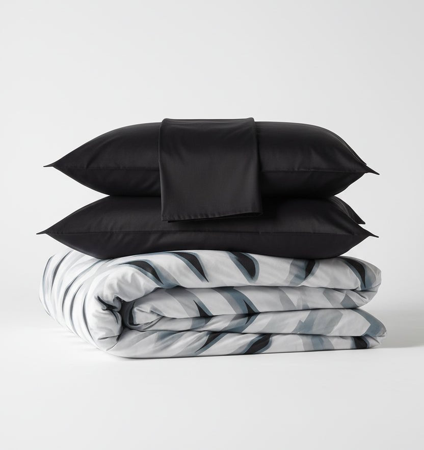All - in - 1 Satin Duvet Cover Set QUADRA - HomeFashion