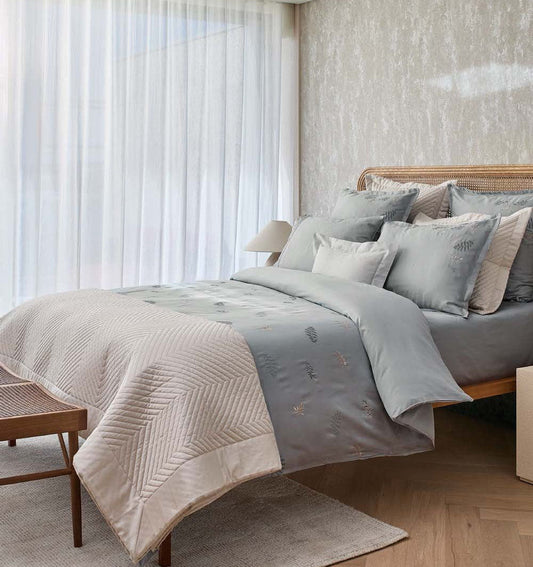 Bedspread ELOISE LATTE - HomeFashion