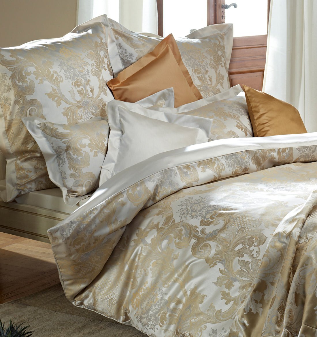 Maco-satin bed linen LOUIS XIV. GOLD BEIGE - HomeFashion