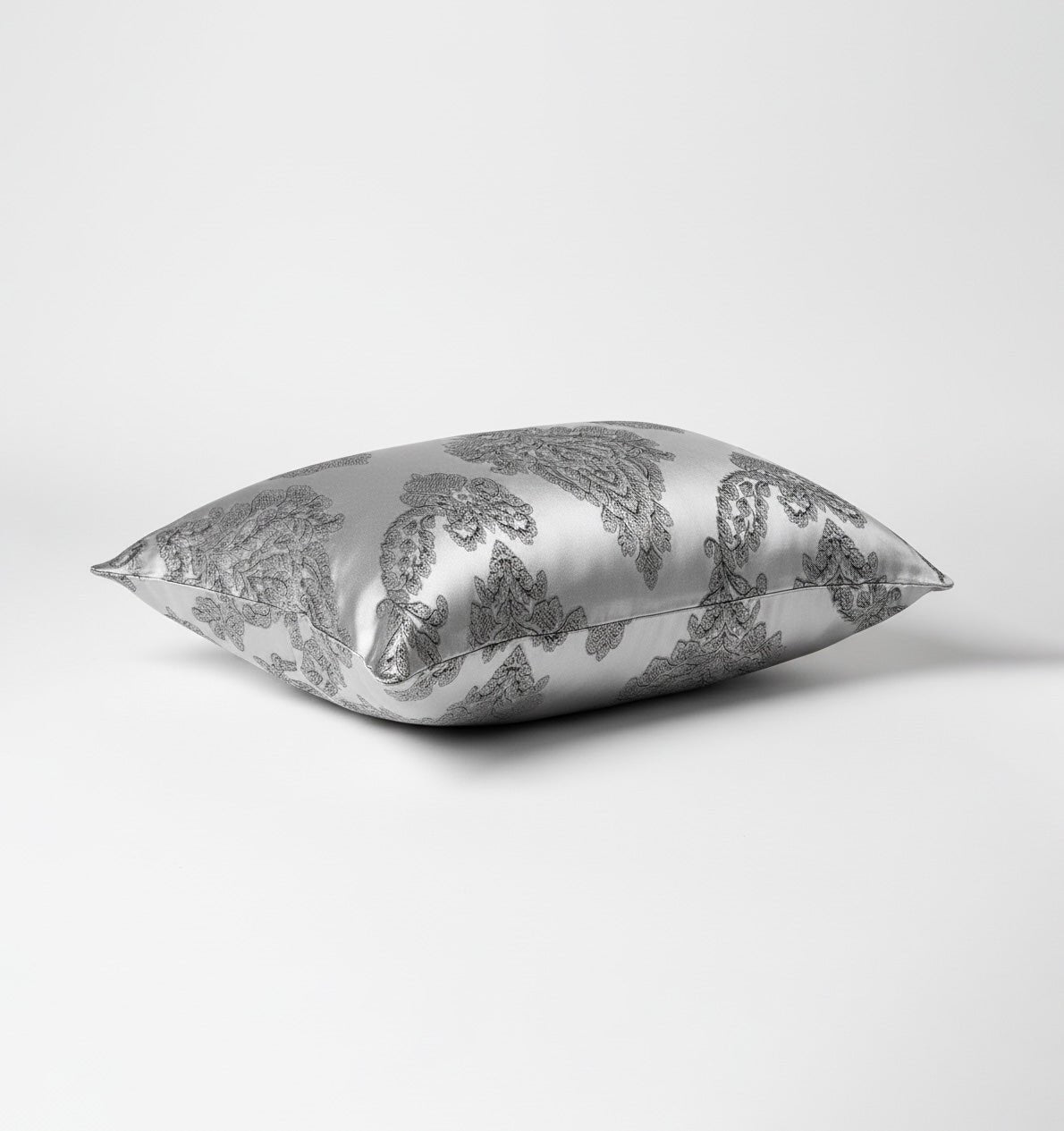 Mulberry silk pillowcase AVIANO - HomeFashion