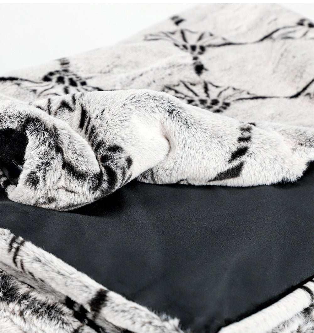 Plaid JOOP! CALM CORNFLOWER FAUX FUR - HomeFashion