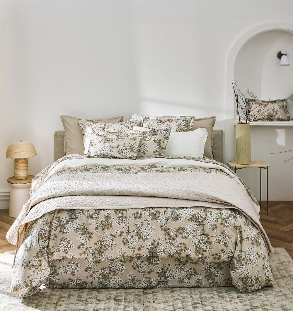 Premium satin bed linen FINE FLEUR - HomeFashion