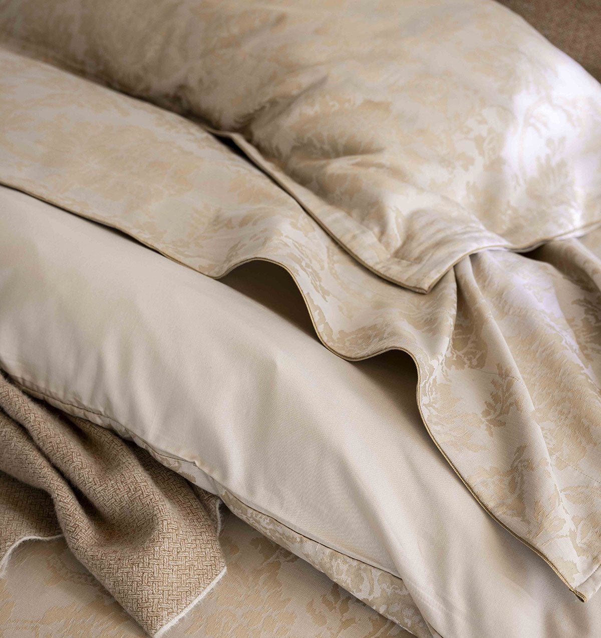 Premium satin duvet cover Memoire - HomeFashion