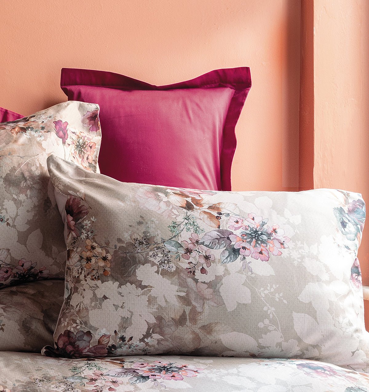 Satin Bed Linen Bundle POETTE - HomeFashion